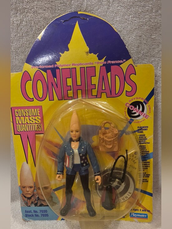 Playmates Toys Other - CONEHEADS CONNIE FIGURE